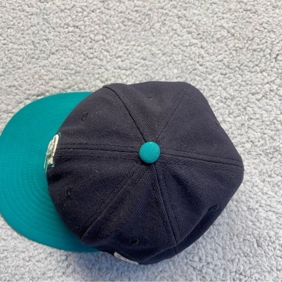 Seattle Mariners Hat Men's‎ 7 Fitted New Era 59 Fifty Cap,Emboridered,Black,Blue - Picture 3 of 9